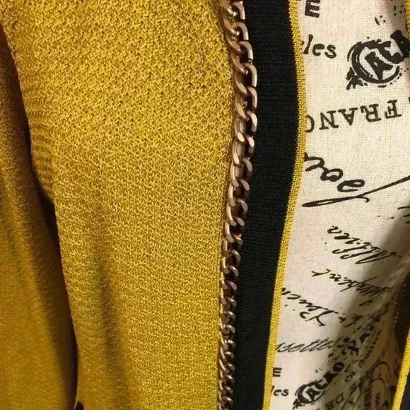 Jones New York Collection Ladies Small Gold and Black Open Front Sweater - Picture 3 of 6